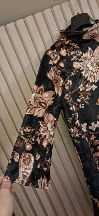 Abito ciniglia fantasia floreale