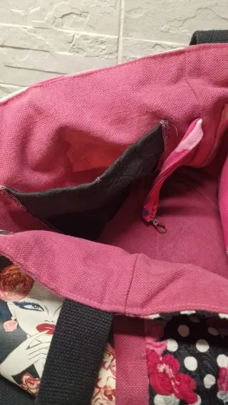 Borsa unica fatta a mano con pendente gioiello