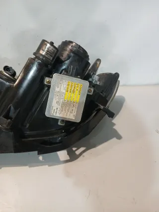 Faro Derecho Mazda 3 2004 Xenon