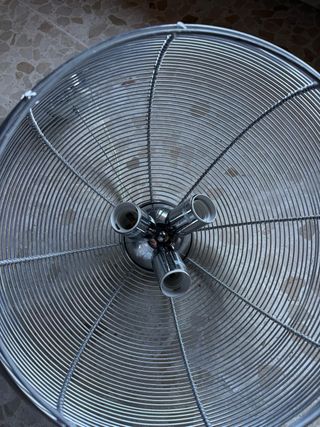 Lampada da soffitto a sospensione in metallo