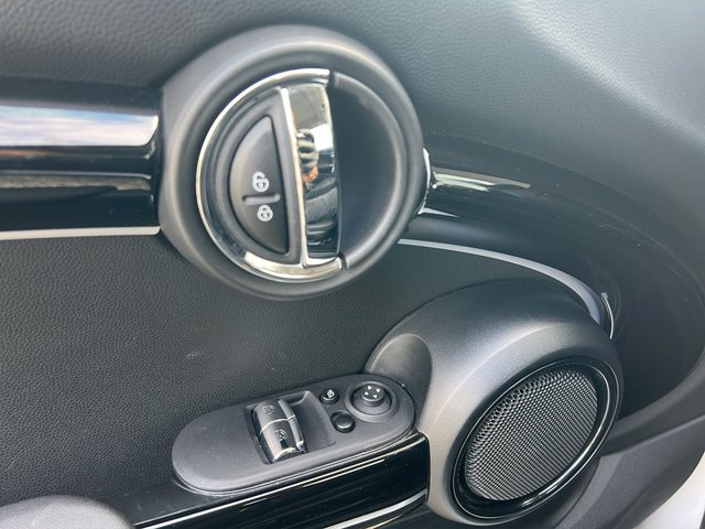 MINI MINI Cooper 100 kW (136 CV)