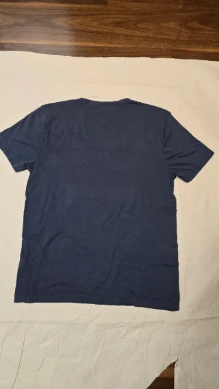 Camiseta Tommy Hilfiger azul marino - Logo clasico