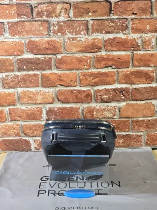 ZAINO MONOSPALLA PIQUADRO LINEA CARY CA4114W82-B