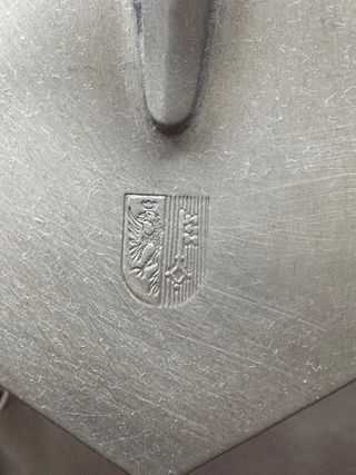 Juego de té-café de peltre con marca