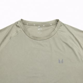 Camiseta deportiva MyProtein talla XL color piedra