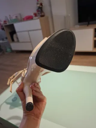 Zapatos de tacón alto y plataforma beige nude