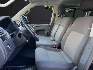 Volkswagen Caravelle Comfortline Edition 2.0 TDI BMT Corto 4Motion 132 kW (180 CV) DSG