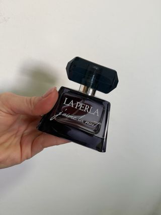 Collezione bottiglie profumo vuote