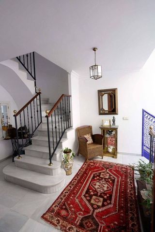 Chalet en venta en Coria del Río