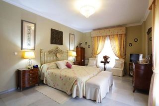 Chalet en venta en Coria del Río