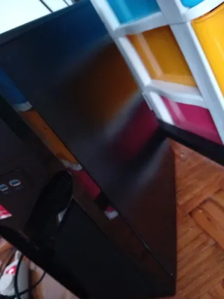 PC Oficina 930GB Almacenamiento, 8GB RAM