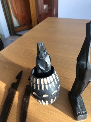 Oggetti domenicani in legno