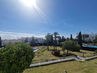 Piso en venta en Nueva Andalucía centro en Marbella