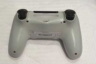 PS4 (PlayStation 4) + 12 Juegos y 3 Mandos