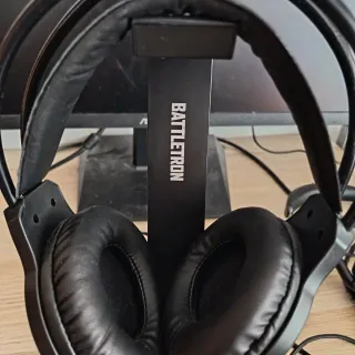 Auriculares Gaming Evora RGB + Soporte