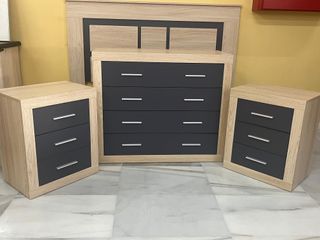 Cómoda y mesitas de noche nuevas