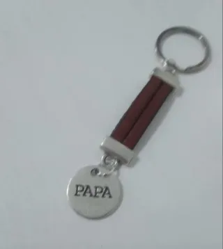 Llavero cuero Papa