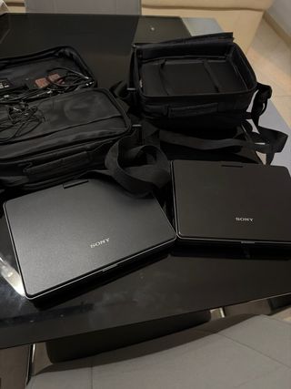 2x Televisores Sony Portátiles para Coche  Incluye