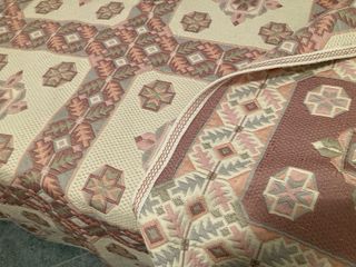 Dos edredones clásicos beige y rosa (bi caras)