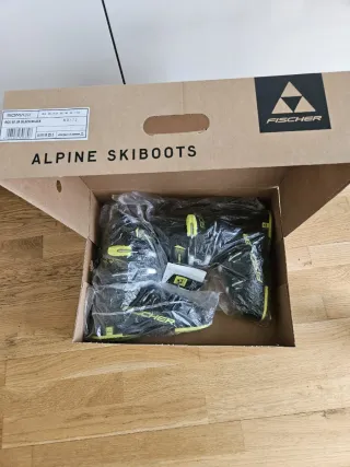 Botas Esquí Fischer RC4 60 JR Talla 25.5