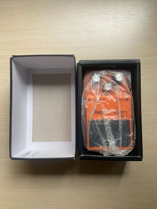 Fuente de alimentación Ortega y Pedal BOSS DS-1