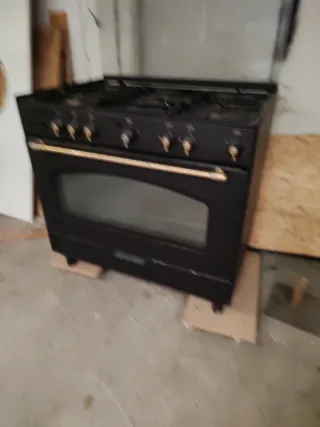 Cocina a gas 5 fuegos con horno