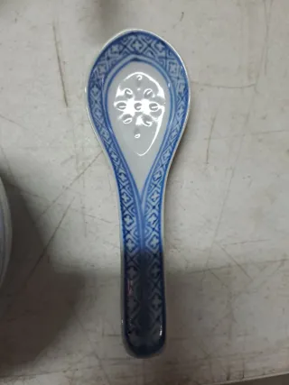 Juego de 2 tazones y 2 cucharas chinos