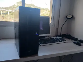 PC Sobremesa con SO Linux lite 7.8