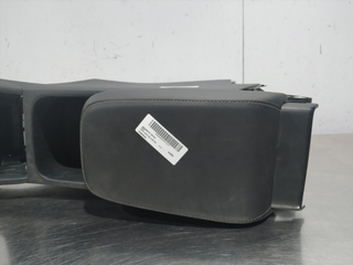 APOYABRAZOS CENTRAL SKODA KAROQ (NU) DTR 56686324