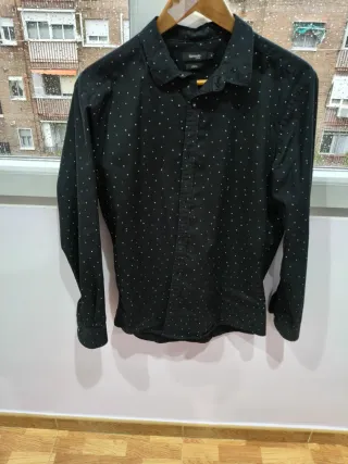 Camicia elegante da uomo nera