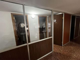 Oficina en venta en Mercado en Alicante