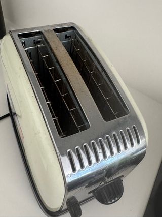 Tostadora Russell Hobbs Crema