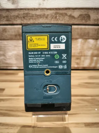 Medidor Láser Bosch GLM 250 VF Professional