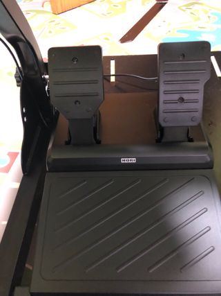 Volante e Pedali HORI RWA per PS5/PS4