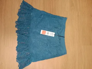 Conjunto de Chaqueta y falda Morgan encaje azul