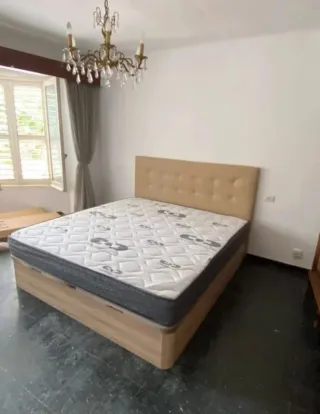 Canapés,colchónes,somieres,base, cabezales,mesitas