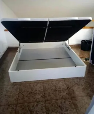 Canapés,colchónes,somieres,base, cabezales,mesitas