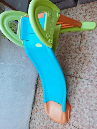 Tobogán Feber agua azul, naranja y verde