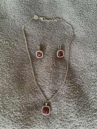 Conjunto Ti Sento: Pendientes, Cadena y Colgante