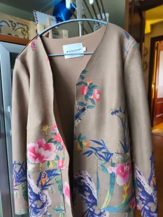 Chaqueta antelina mujer en color Camel