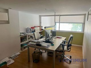 Local comercial en venta en La Nova Esquerra de l'Eixample en Barcelona