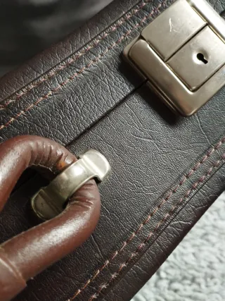 Estuche robusto de violín marca FAMA + accesorios