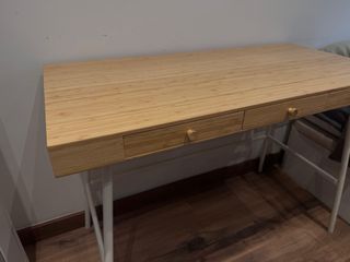 Escritorio y silla plegable madera