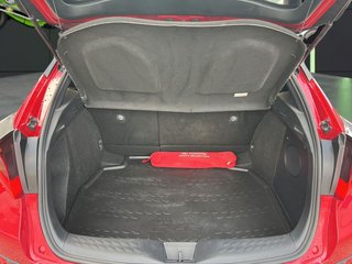 Toyota C-HR 1.8 125H Active 90 kW (122 CV)