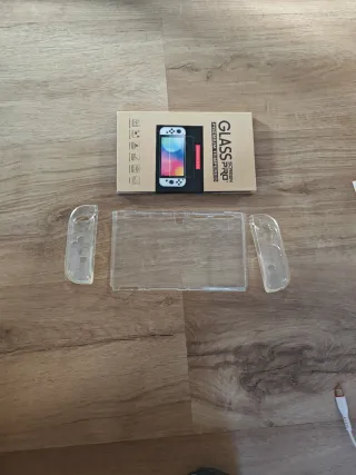 Funda y protector pantalla Nintendo Switch OLED