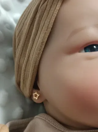 Con pendientes!Preciosa bebe reborn!