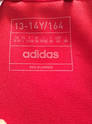 Chaqueta deportiva Adidas roja