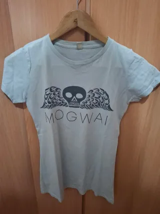 Camiseta Mogwai con calavera