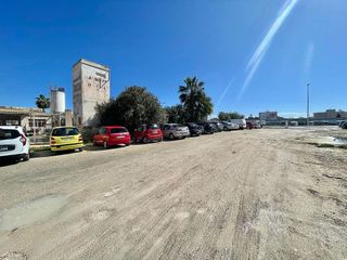 Nave industrial en venta en Centro en Santa Pola