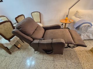 Sillón reclinable eléctrico con masaje